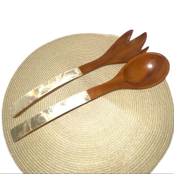Gorgeous Vintage Shell Craft Serving Utensils, Approx 15”, wood and shell - Picture 3 of 16
